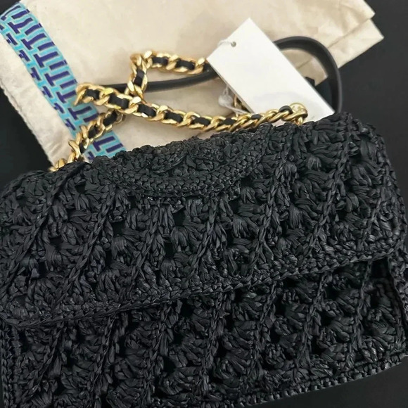 Tory Burch Fleming Small Shoulder Bag - Picture 4 of 8